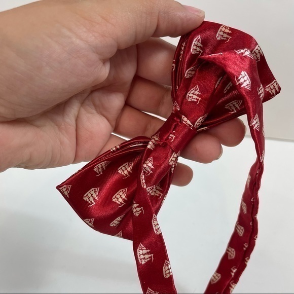 Red Pirate Ship Bow‎ Tie - Picture 5 of 11